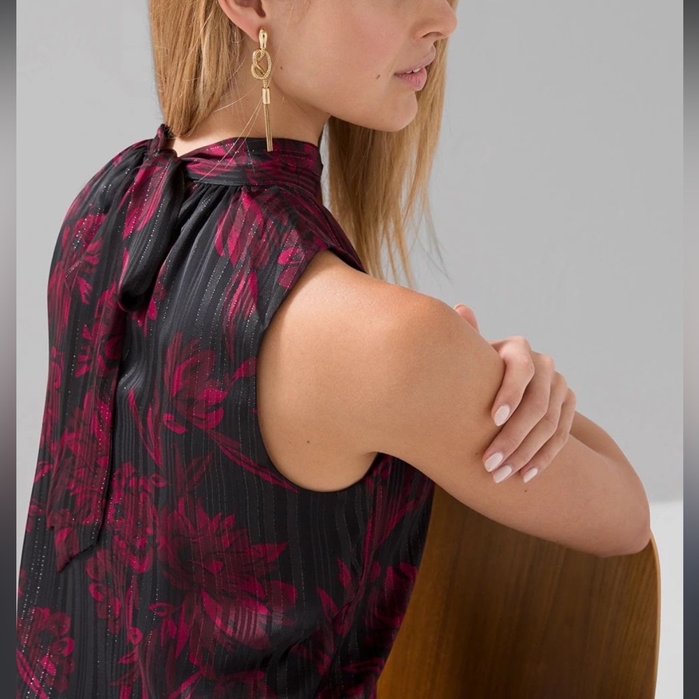 White House Black Market Black and Burgundy Floral Sleeveless Tie-Back Top